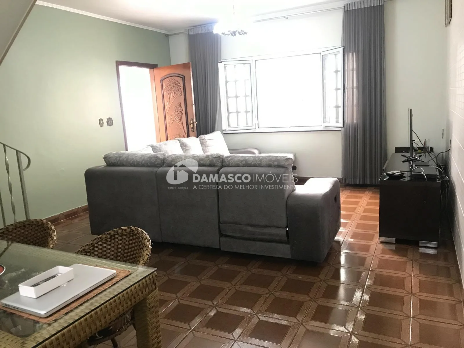 Sobrado à venda 4 Quartos, 1 Suite, 2 Vagas, 257M², Vila Palmares, Santo André - SP