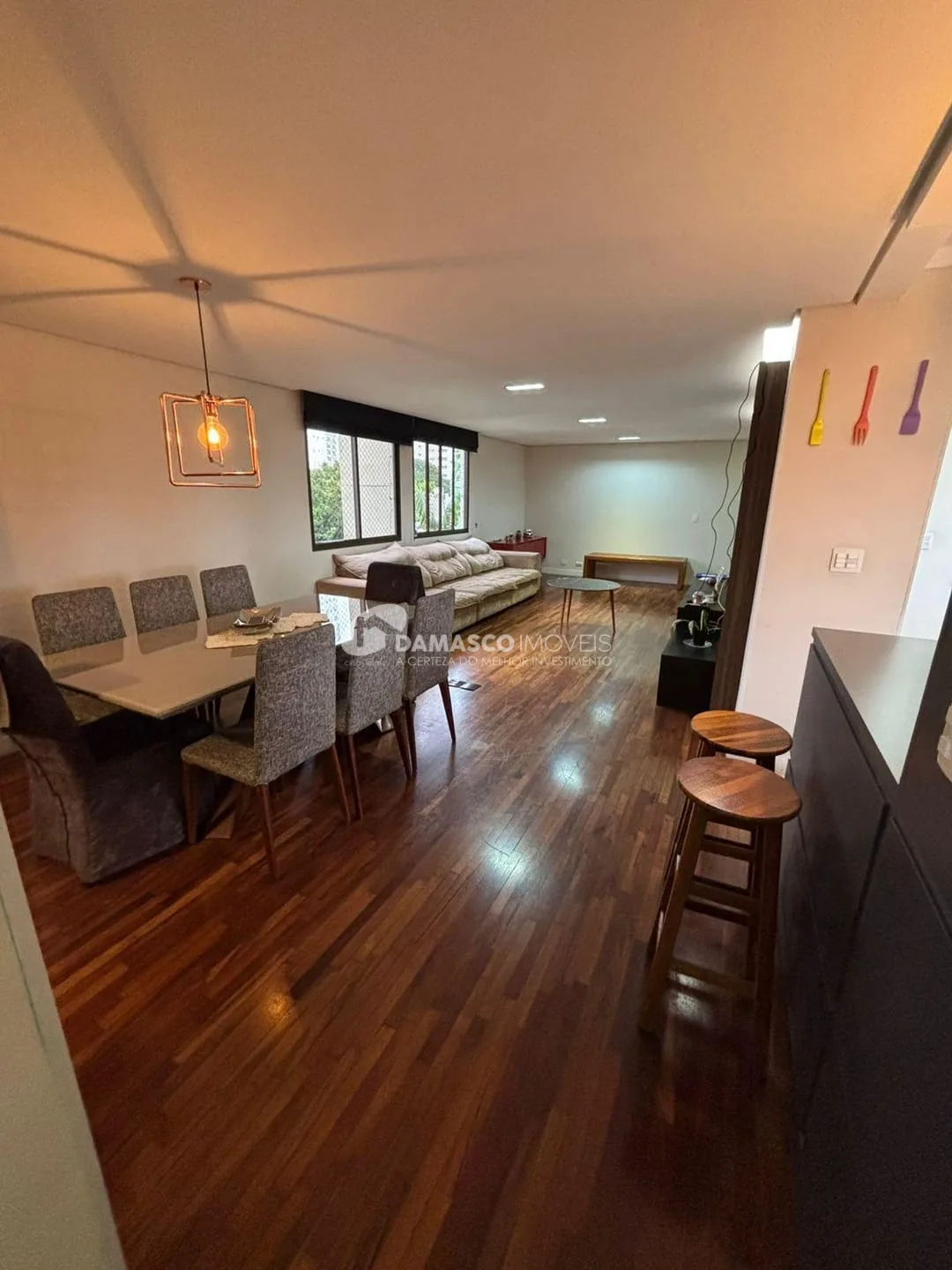 APTO todo MOBILIADO inclusive com eletrodomésticos, 125m², 2 dorm, 2 vagas, ótima localização em Santo André