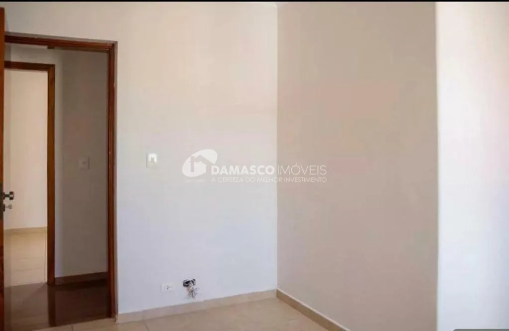 Sobrado à venda 3 Quartos, 4 Vagas, 197 m², Nova Gerty, São Caetano do Sul - SP