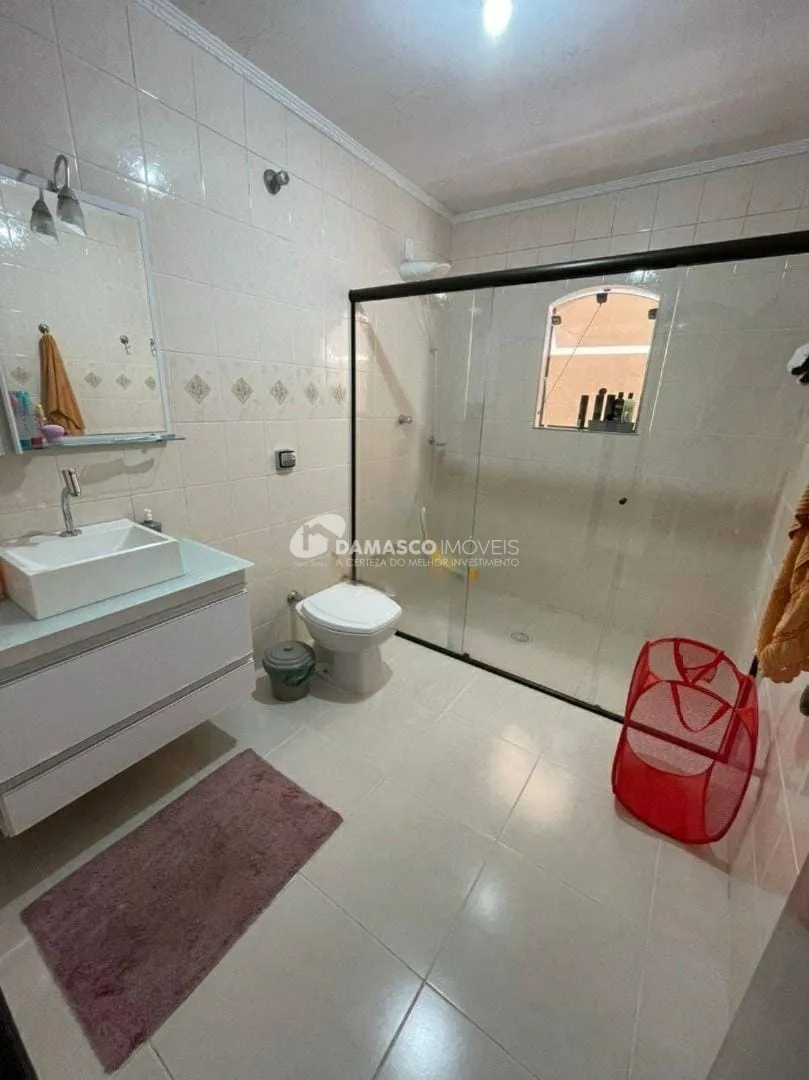 Sobrado à venda 3 Quartos, 1 Suite, 2 Vagas, 250M², Vila Alpina, São Paulo - SP
