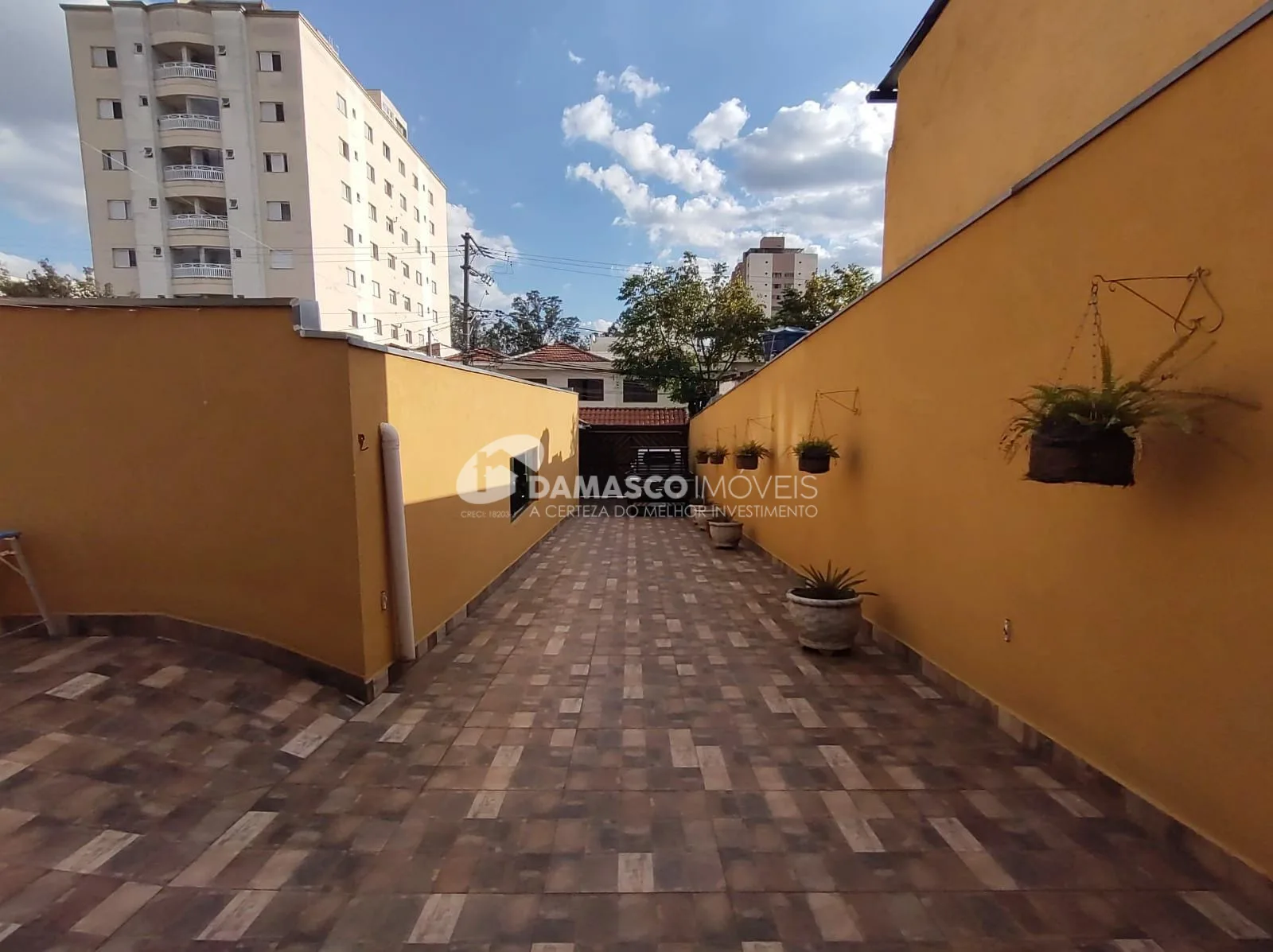 Sobrado à venda 3 Quartos, 1 Suite, 15 Vagas, 296M², Santa Maria, São Caetano do Sul - SP