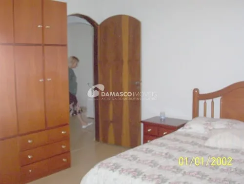 Sobrado à venda 3 Quartos, 1 Suite, 6 Vagas, 270M², Santa Maria, São Caetano do Sul - SP