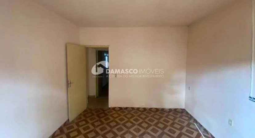 Casa Térrea - Bairro Olímpico