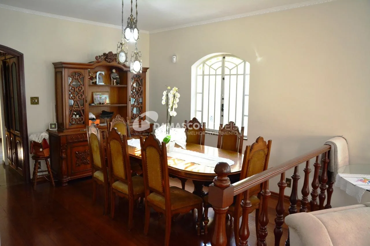 Casa à venda 3 Quartos, 1 Suite, 6 Vagas, 361M², Jardim São Caetano, São Caetano do Sul - SP