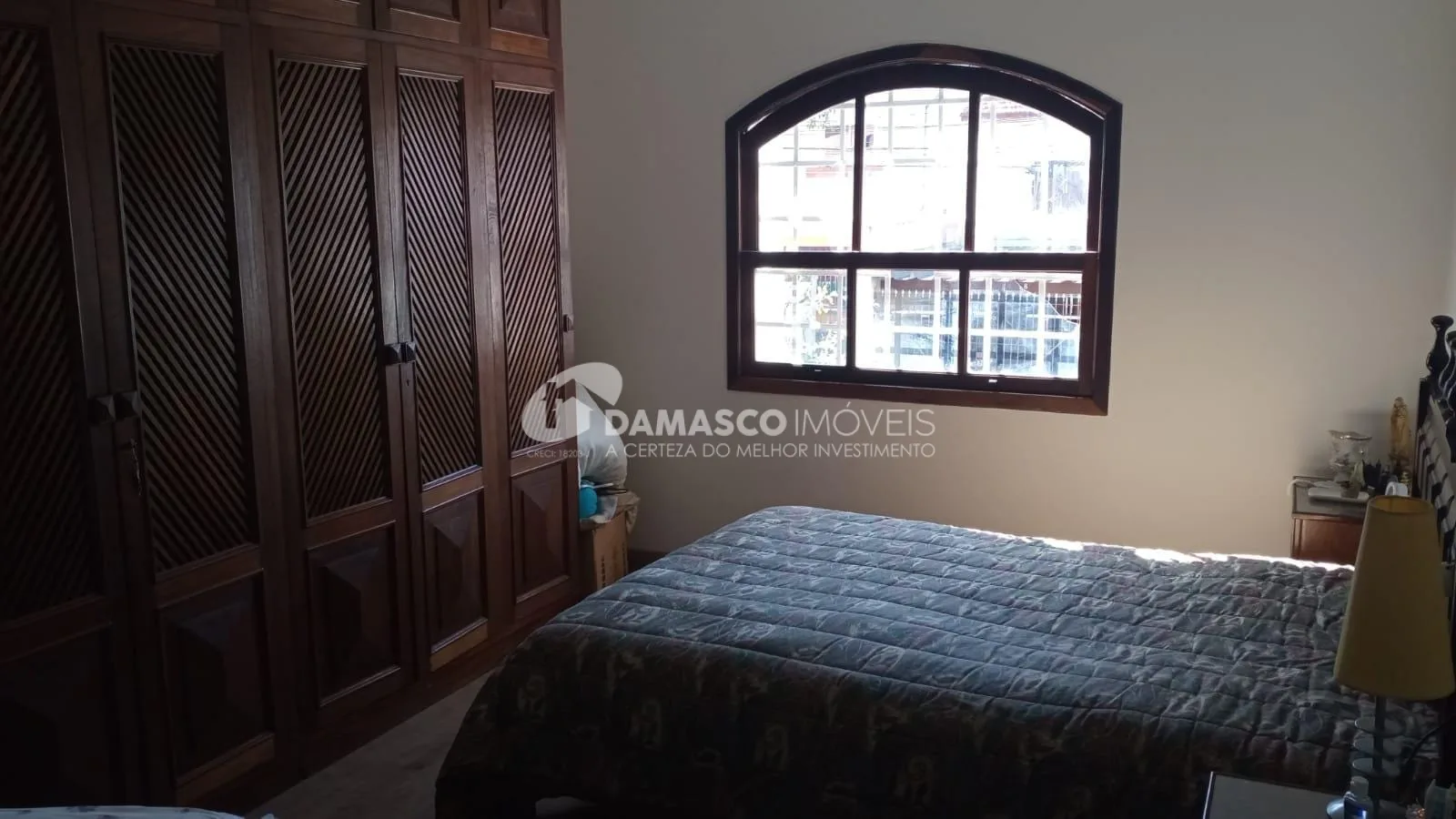 Casa à venda 2 Quartos, 1 Suite, 3 Vagas, 235M², Campestre, Santo André - SP