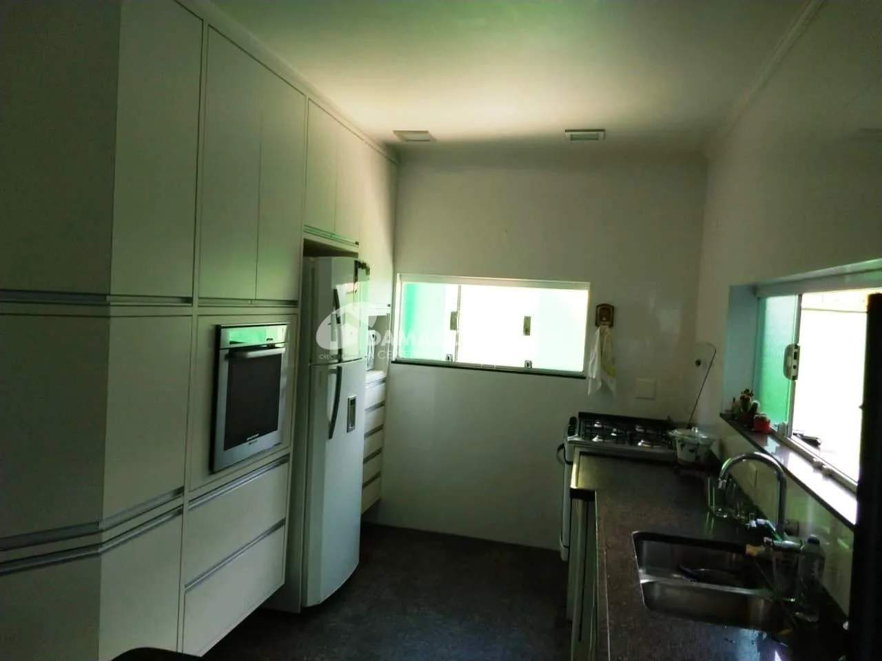 Sobrado à venda 3 Quartos, 3 Suites, 3 Vagas, 258M², Santa Maria, São Caetano do Sul - SP