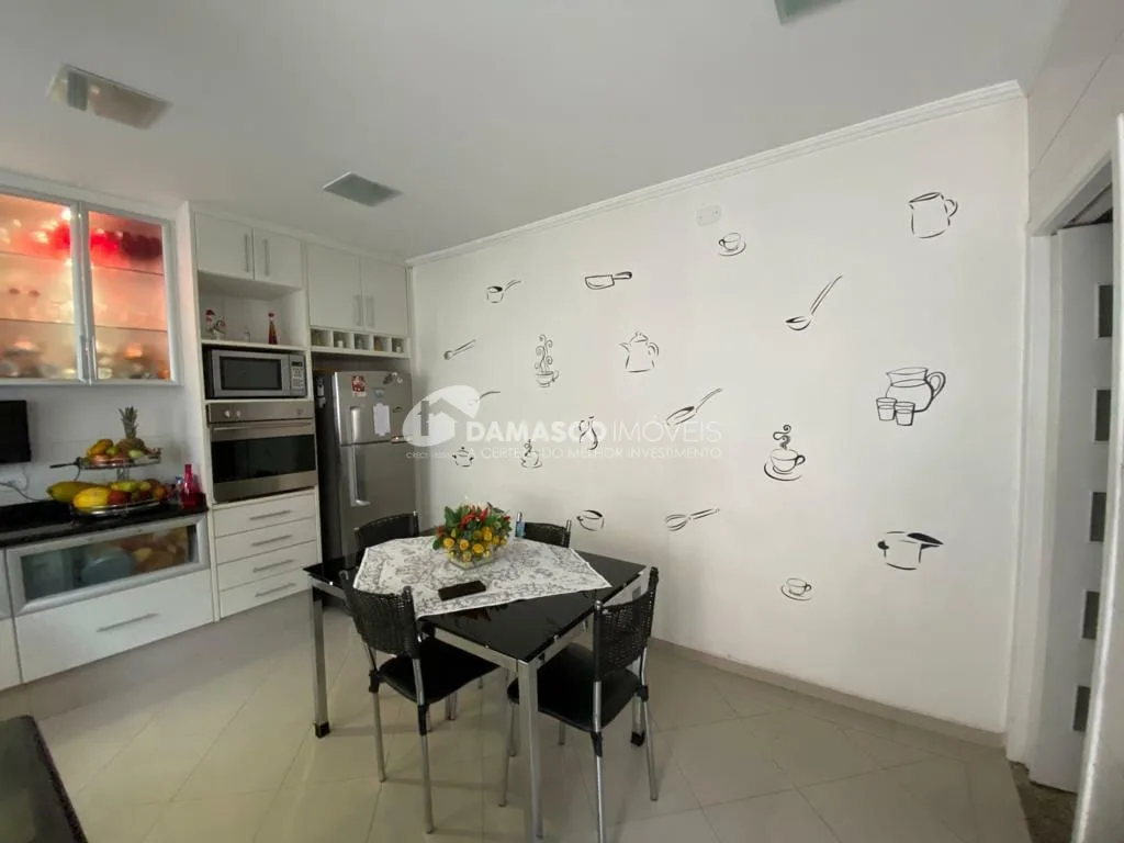 Sobrado à venda 2 Quartos, 2 Suites, 2 Vagas, 180M², Quinta da Paineira, São Paulo - SP