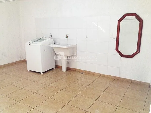 Sobrado à venda 3 Quartos, 1 Suite, 2 Vagas, Santa Terezinha, São Bernardo do Campo - SP