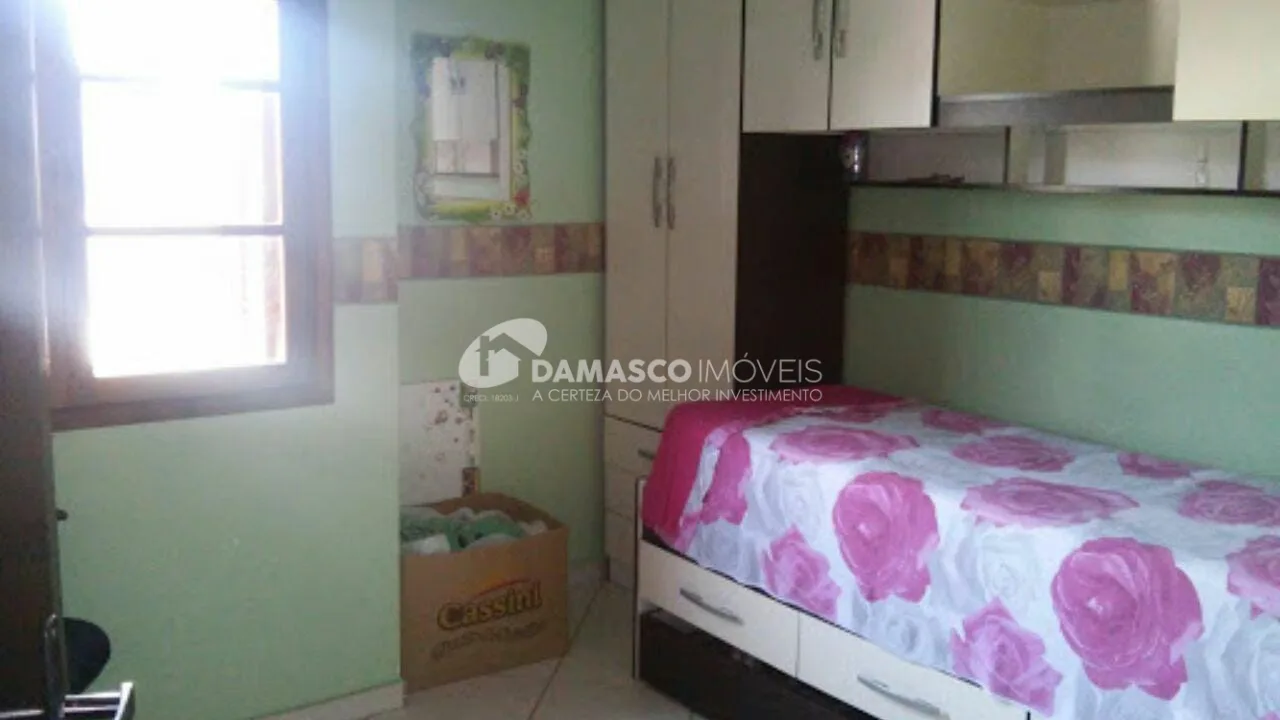 Sobrado à venda 3 Quartos, 1 Suite, 4 Vagas, 176M², Jardim Santo Alberto, Santo André - SP