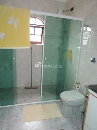 Sobrado à venda  3 Quartos, 2 Vagas, 246 m², Vila Palmares, Santo André - SP