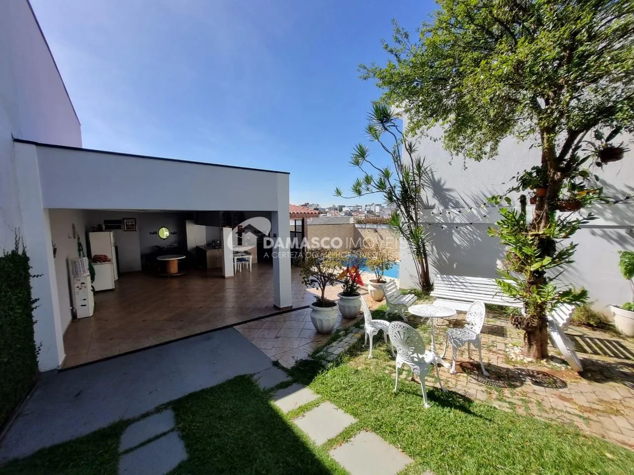 Casa à venda 3 Quartos, 1 Suite, 10 Vagas, 279M², Osvaldo Cruz, São Caetano do Sul - SP
