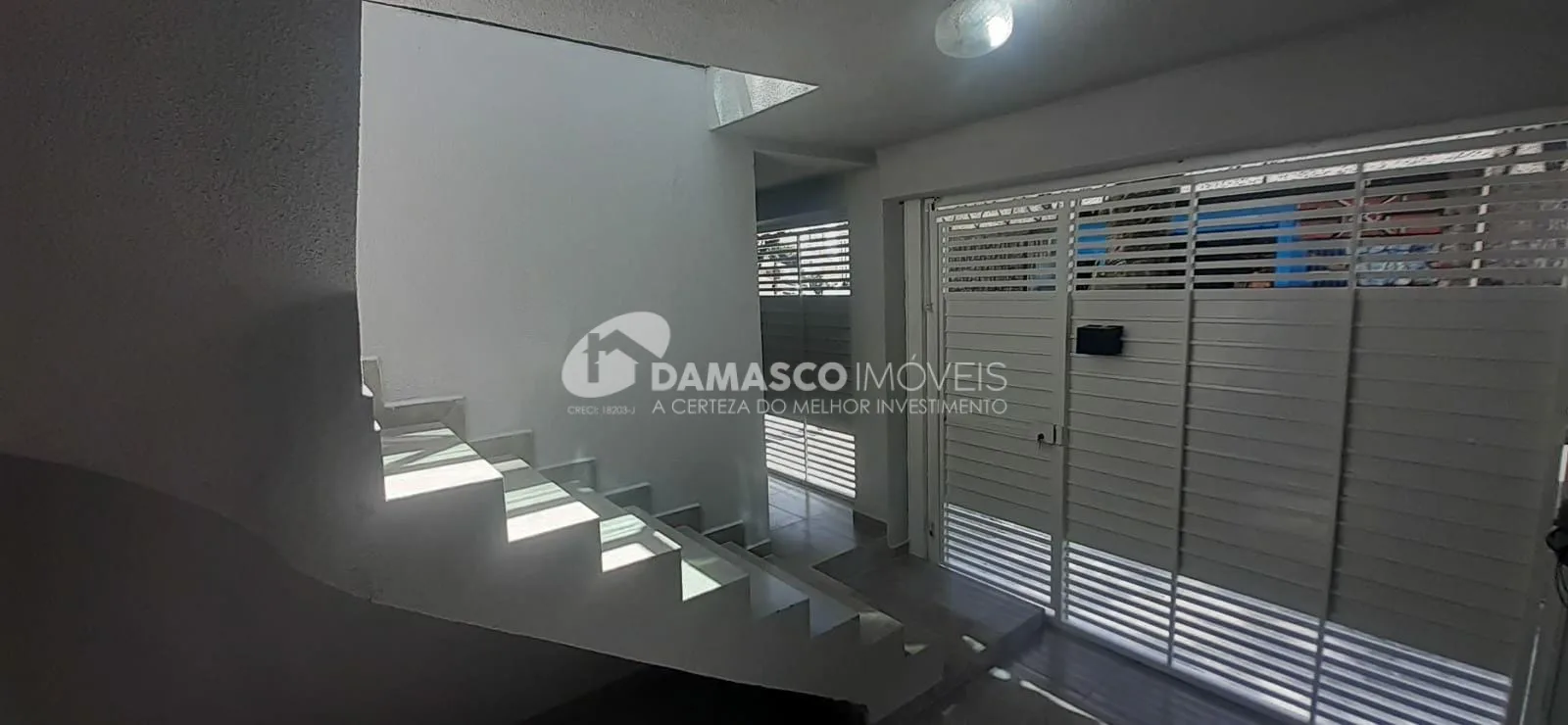 Sobrado à venda 3 Quartos, 2 Vagas, 250M², Vila Monumento, São Paulo - SP