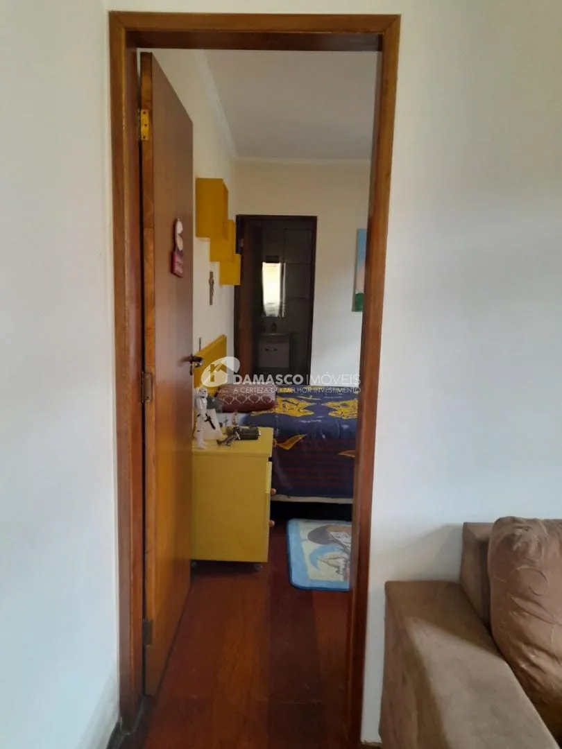 Sobrado à venda 4 Quartos, 2 Suites, 3 Vagas, 210M², Parque Tomas Saraiva, São Paulo - SP