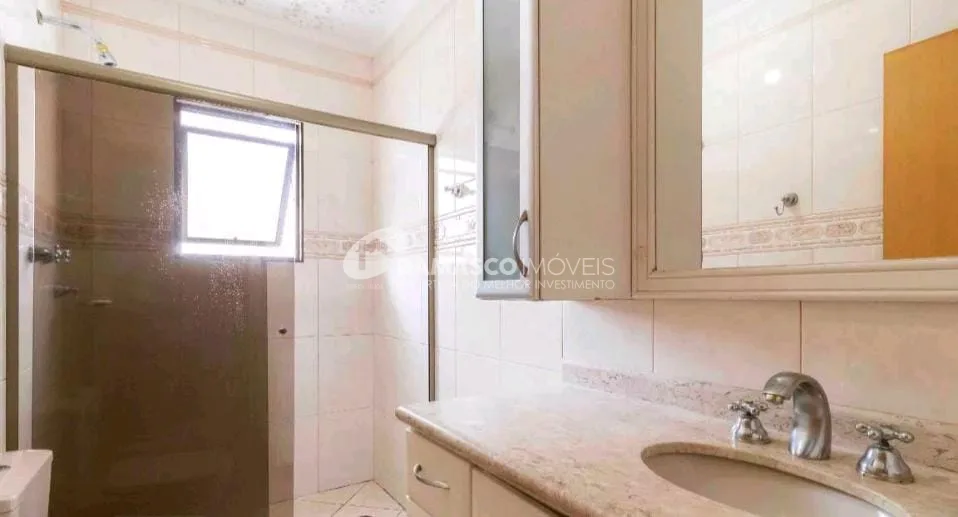 Sobrado à venda 3 Quartos, 1 Suite, 3 Vagas, 253M², Vila Alpina, São Paulo - SP