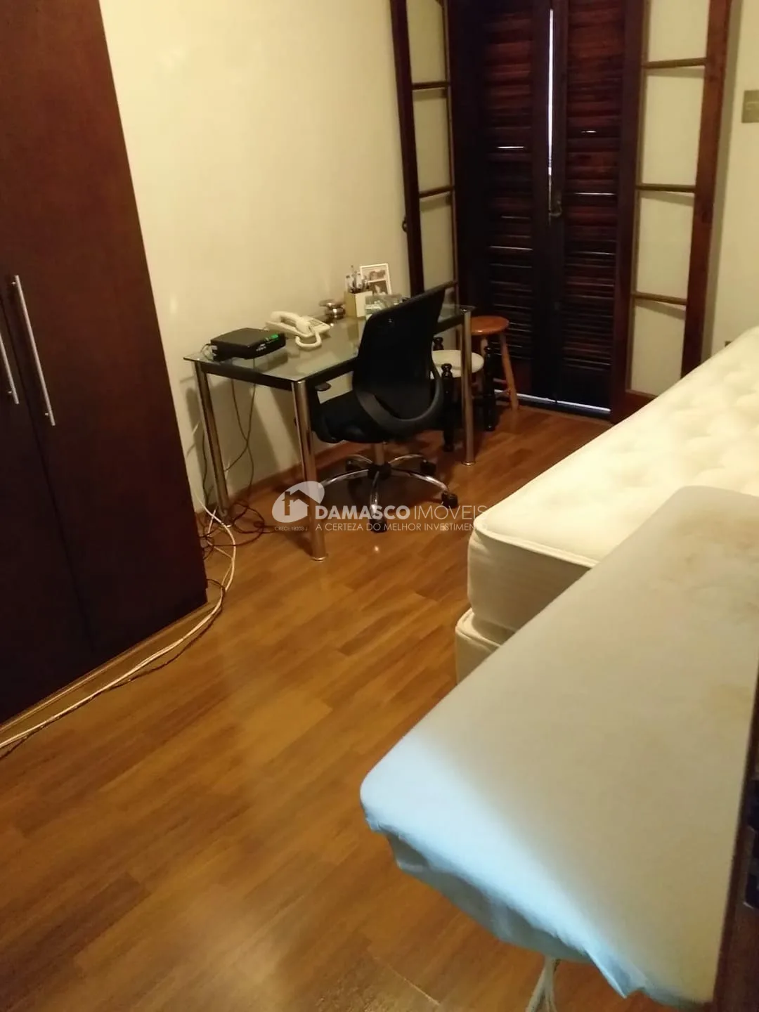 Sobrado à venda 3 Quartos, 1 Suite, 7 Vagas, 224M², Campestre, Santo André - SP