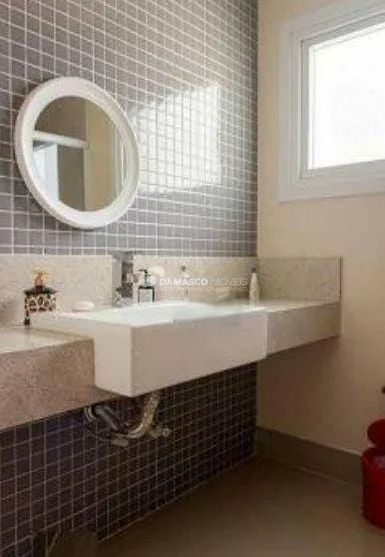 Sobrado à venda 4 Quartos, 3 Suites, 4 Vagas, 260M², Jardim São Caetano, São Caetano do Sul - SP