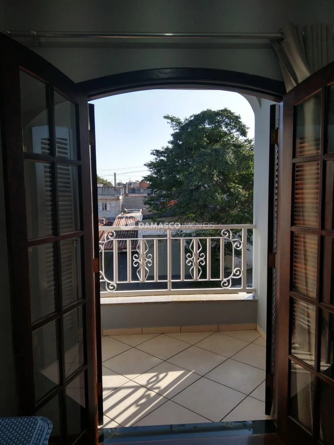 Sobrado à venda 2 Quartos, 1 Suite, 6 Vagas, 345M², Nova Gerty, São Caetano do Sul - SP