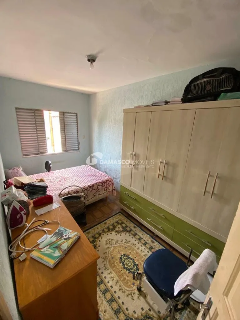 Casa à venda 2 Quartos, 2 Vagas, Vila Palmares, Santo André - SP
