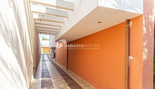 Sobrado à venda 4 Quartos, 4 Suites, 8 Vagas, Jardim, Santo André - SP