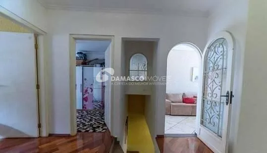 Sobrado à venda 5 Quartos, 1 Suite, 3 Vagas, 265M², Mauá, São Caetano do Sul - SP