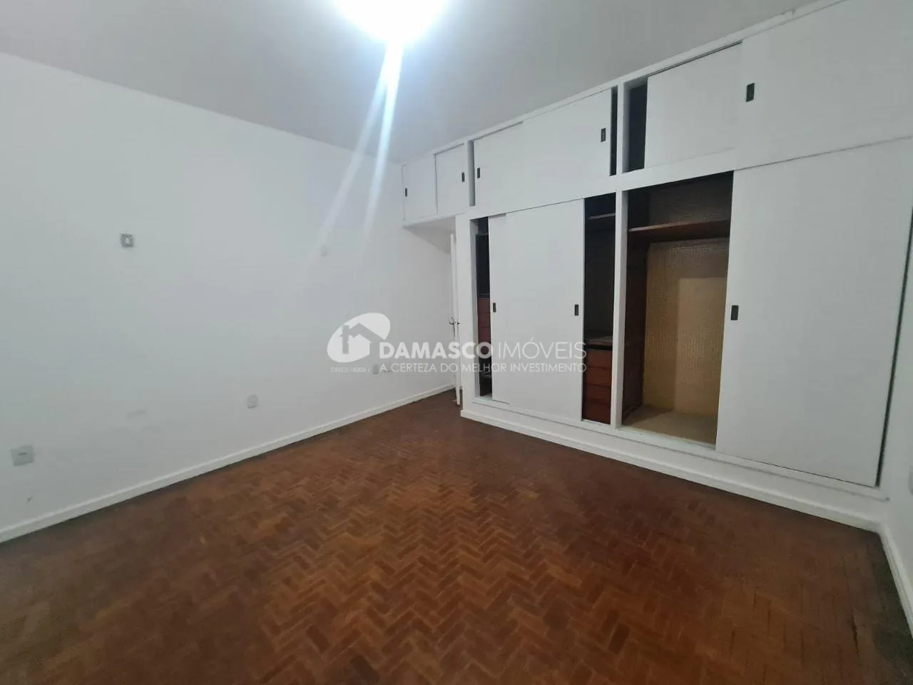 Sobrado para Locação 3 Quartos, 1 Suite, 4 Vagas, 500M², Cerâmica, São Caetano do Sul - SP