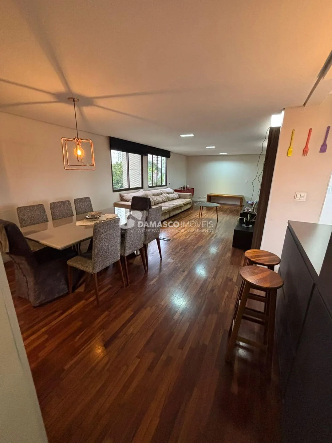 APTO todo MOBILIADO inclusive com eletrodomésticos, 125m², 2 dorm, 2 vagas, ótima localização em Santo André
