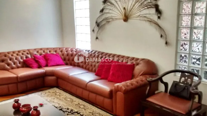 Sobrado à venda 3 Quartos, 1 Suite, 10 Vagas, 270M², Vila Palmares, Santo André - SP