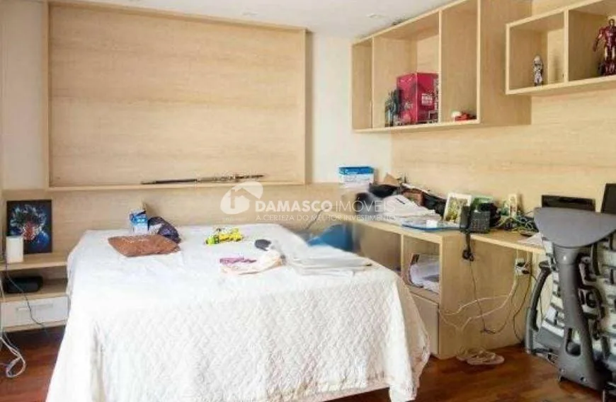 Sobrado à venda 4 Quartos, 3 Suites, 4 Vagas, 260M², Jardim São Caetano, São Caetano do Sul - SP