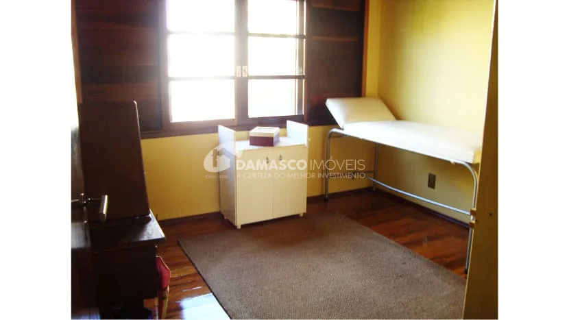 Casa à venda 2 Quartos, 1 Suite, 2 Vagas, 177M², Não informado, Cesário Lange - SP