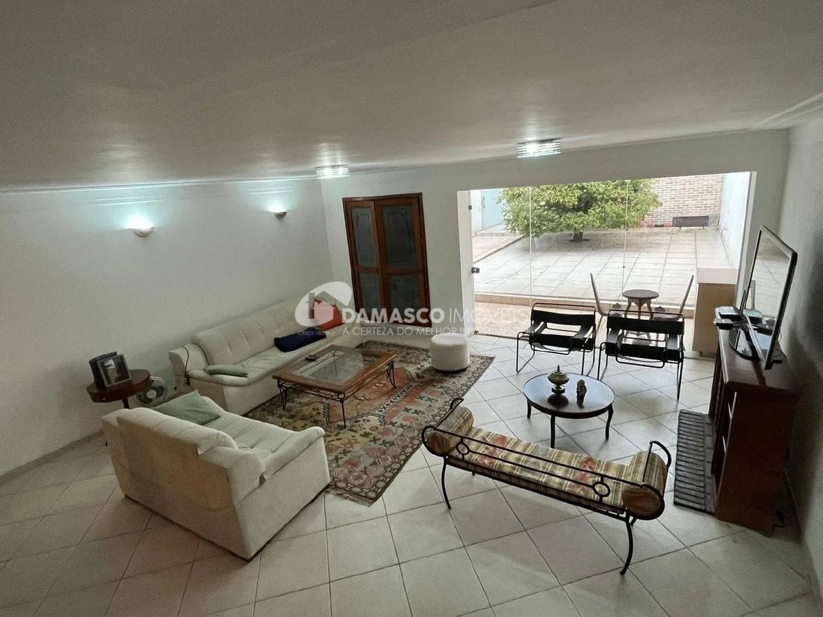 Sobrado à venda 3 Quartos, 3 Suites, 4 Vagas, 355M², Osvaldo Cruz, São Caetano do Sul - SP