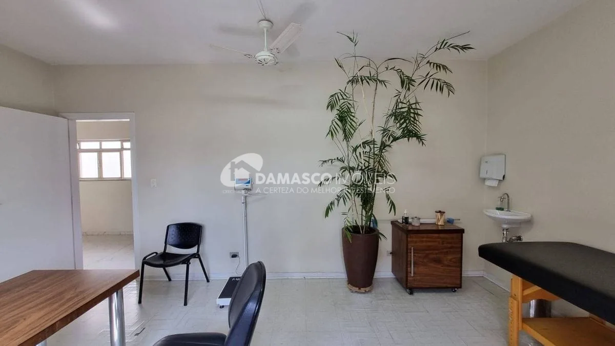 Sobrado à venda, 3 dorm (1suíte), 6 vagas, Olímpico