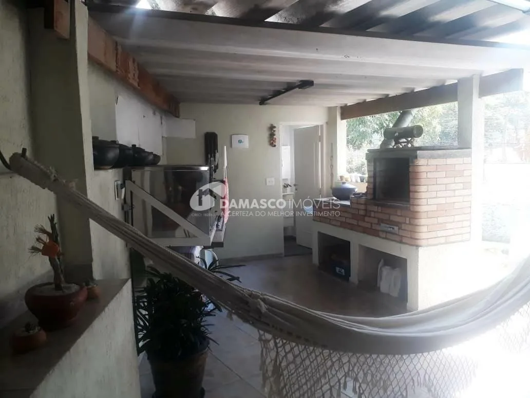 Sobrado à venda,  3 Quartos, 1 Suite, 3 Vagas, 240M² - Olímpico, São Caetano do Sul - SP