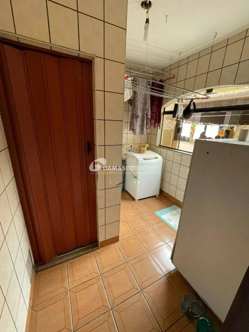 Sobrado à venda 3 Quartos, 1 Suite, 2 Vagas, 250M², Vila Alpina, São Paulo - SP