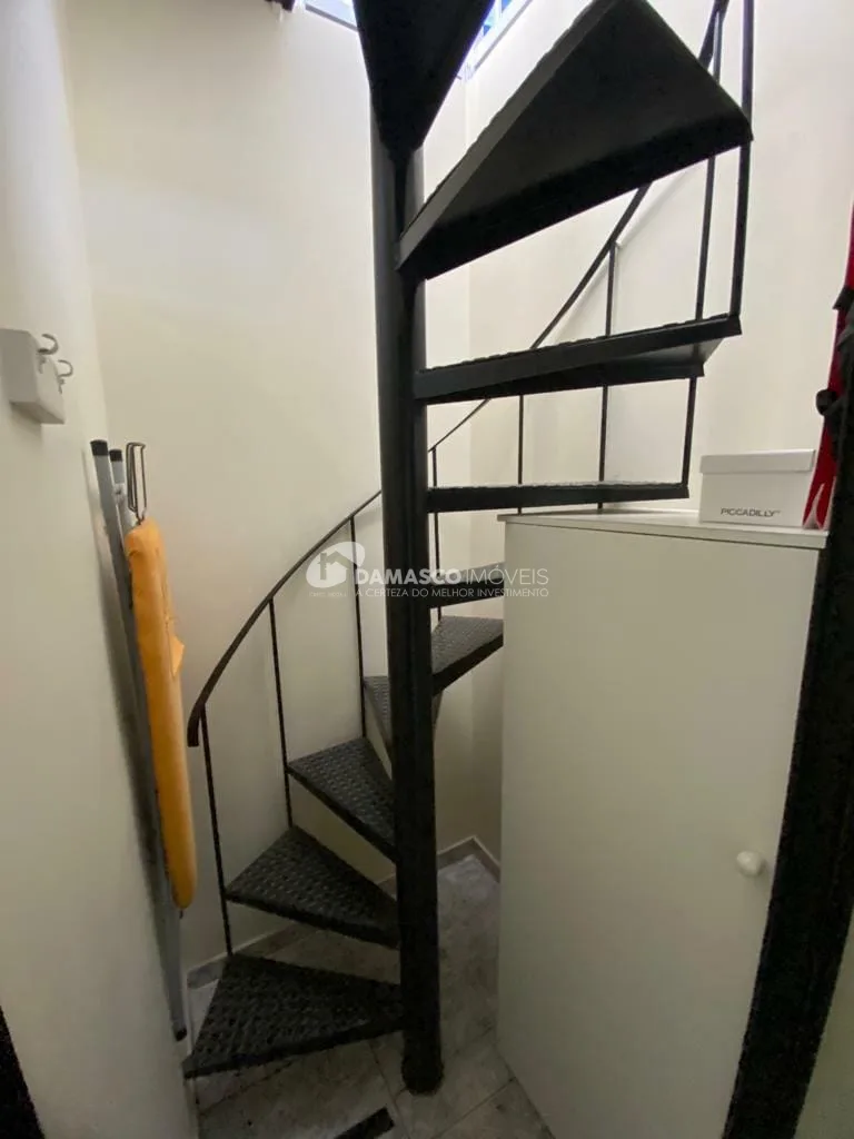 Sobrado à venda 3 Quartos, 1 Suite, 3 Vagas, 222M², Vila Palmares, Santo André - SP