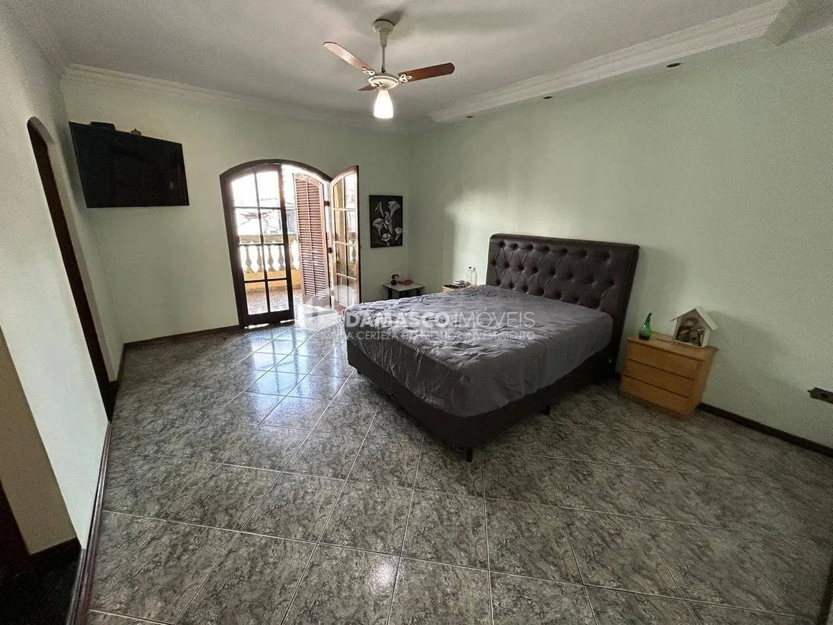 Sobrado a venda, 3 dorm, 4 vagas