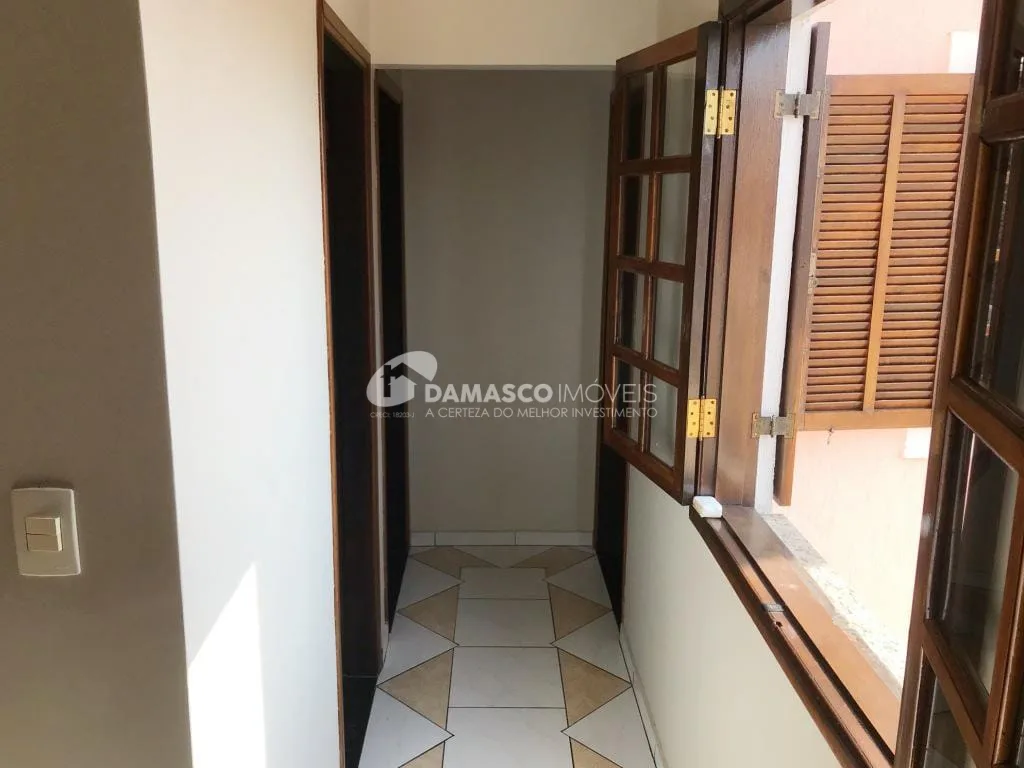 Casa à venda 2 Quartos, 1 Suite, 1 Vaga, 299M², Barcelona, São Caetano do Sul - SP