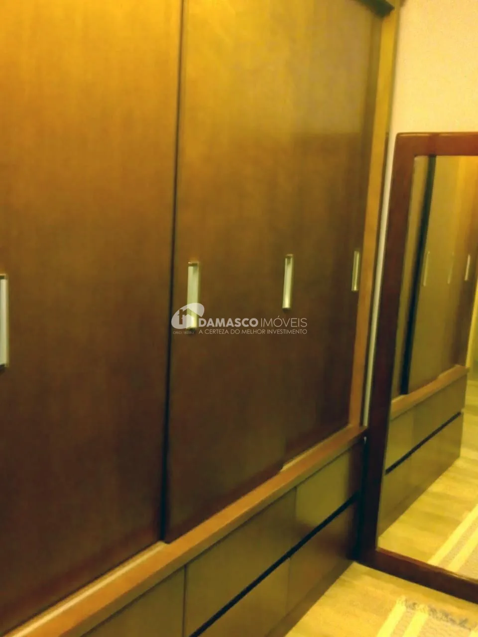 Sobrado à venda 3 Quartos, 3 Suites, 6 Vagas, 390M², Santa Maria, São Caetano do Sul - SP