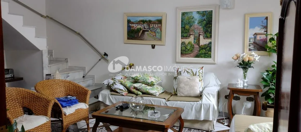 Sobrado à venda 3 Quartos, 1 Suite, 3 Vagas, 155M², Santa Paula, São Caetano do Sul - SP