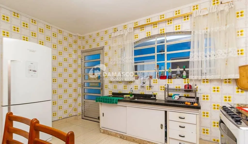Sobrado à venda 3 Quartos, 2 Suites, 2 Vagas, Rudge Ramos, São Bernardo do Campo - SP