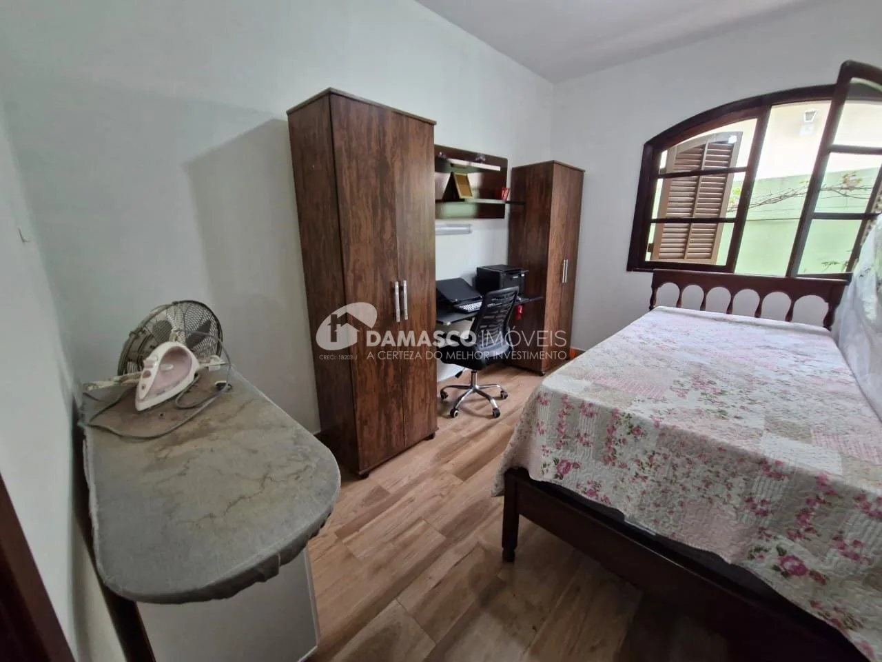 Casa à venda com 239m², Jardim São Caetano, São Caetano do Sul, SP