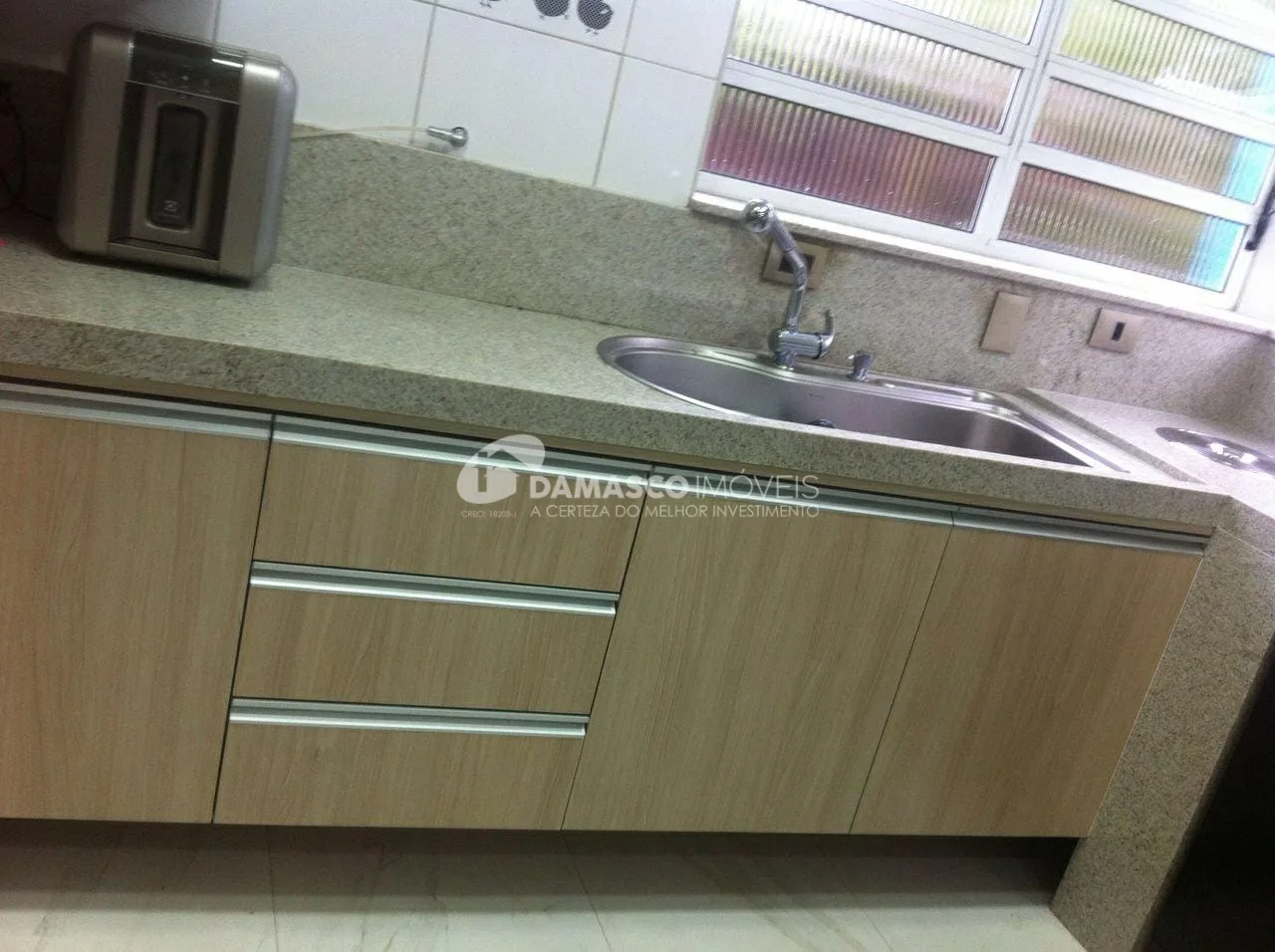 Sobrado à venda 3 Quartos, 1 Suite, 2 Vagas, 280M², Vila Alpina, São Paulo - SP
