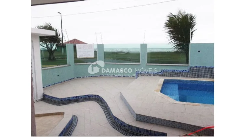 Casa no Litoral à venda 4 Quartos, 4 Suítes, 5 Vagas, 220M², Gaivota, Itanhaem  - SP