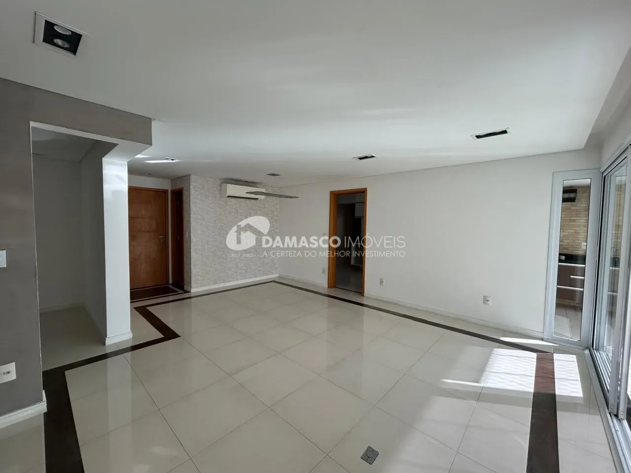 Apartamento com lazer e sacada gourmet à venda, Santo Antônio, São Caetano do Sul, SP
