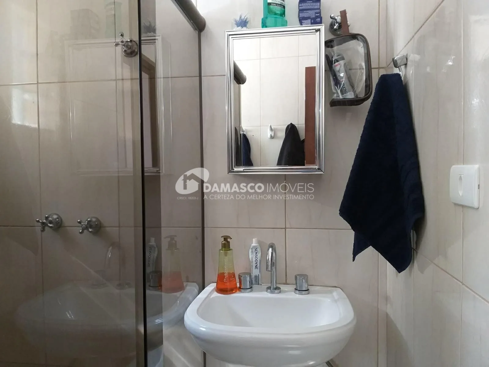 Sobrado à venda 3 Quartos, 2 Suites, 4 Vagas, 330M², Santa Maria, Santo André - SP