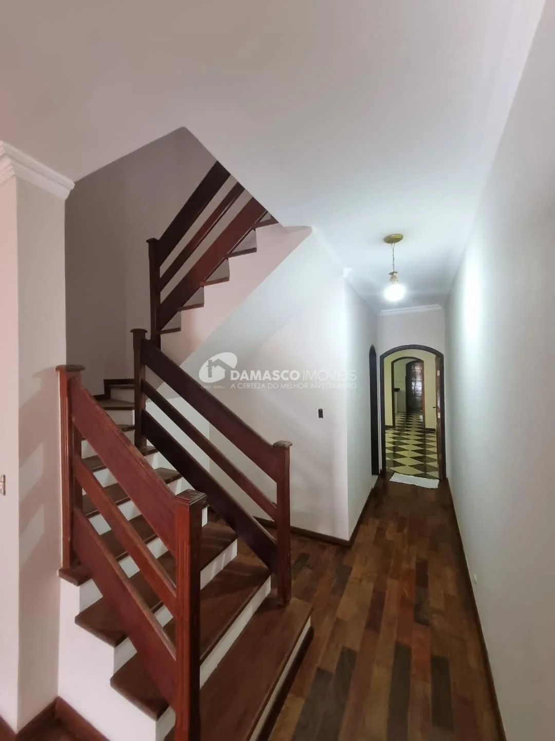 Sobrado à venda 3 Quartos, 2 Suites, 2 Vagas, 207 m², Campestre, Santo André - SP