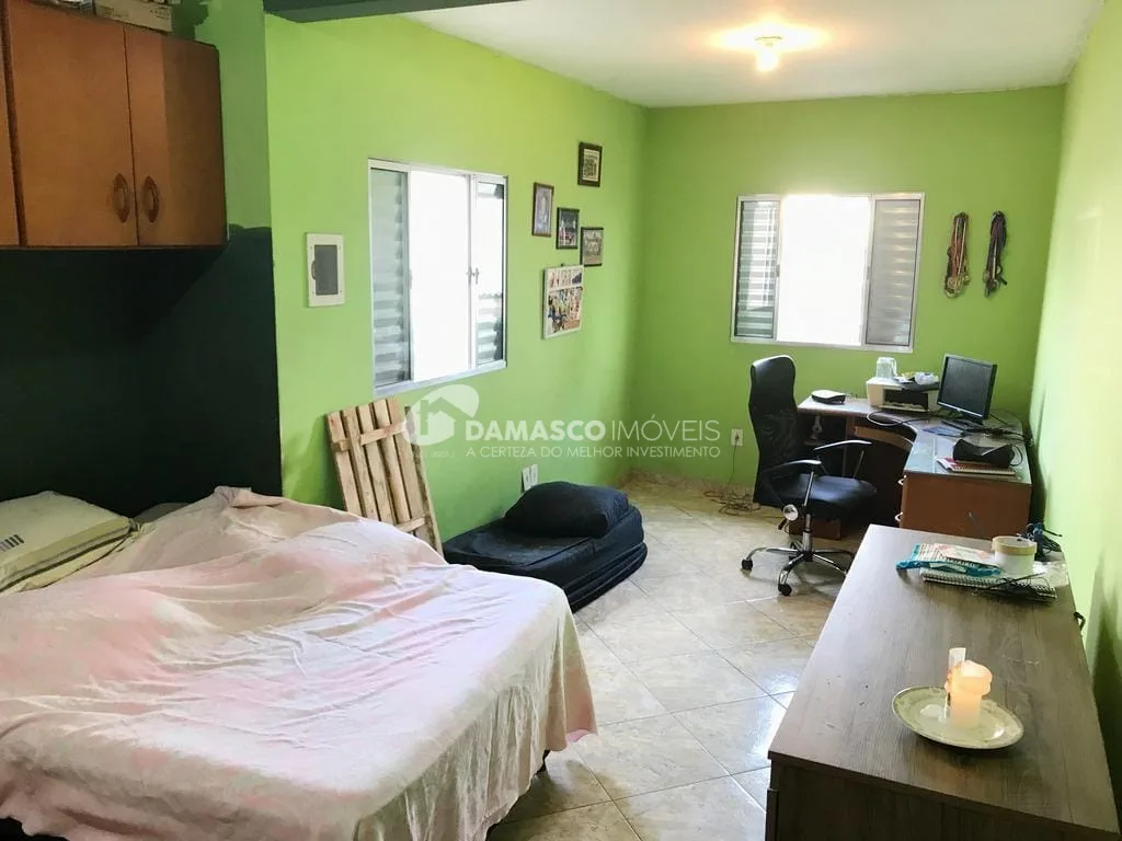 Sobrado à venda 3 Quartos, 2 Vagas, 198M², Olímpico, São Caetano do Sul - SP