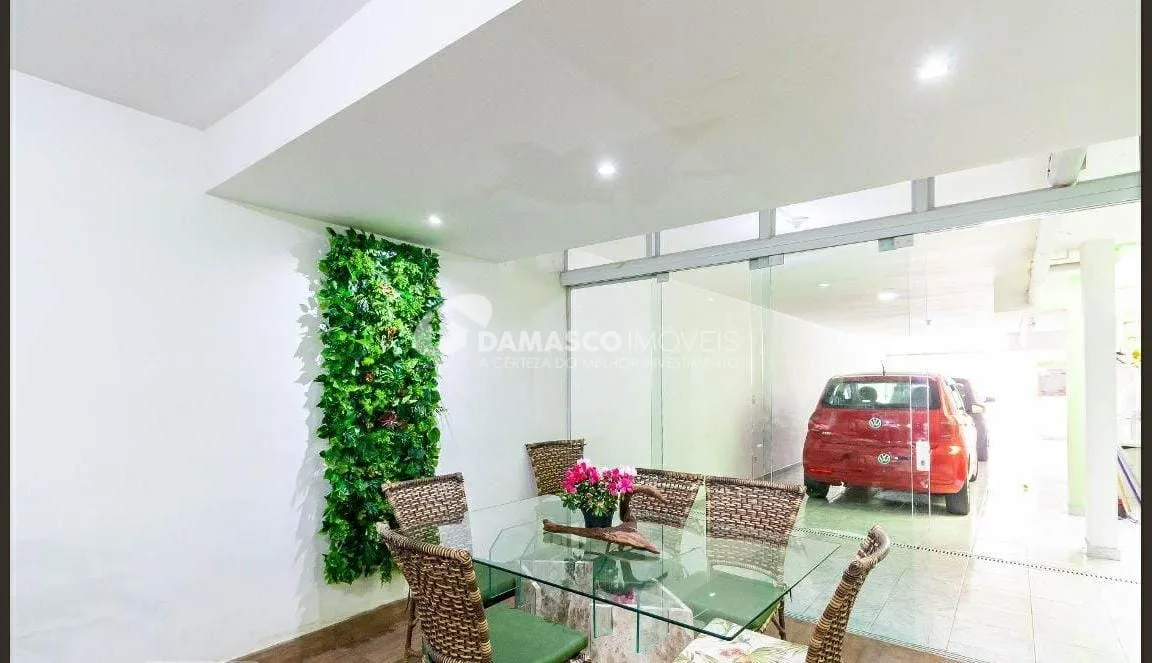 Casa à venda 3 Quartos, 1 Suite, 4 Vagas, 202M², Vila Alpina, São Paulo - SP