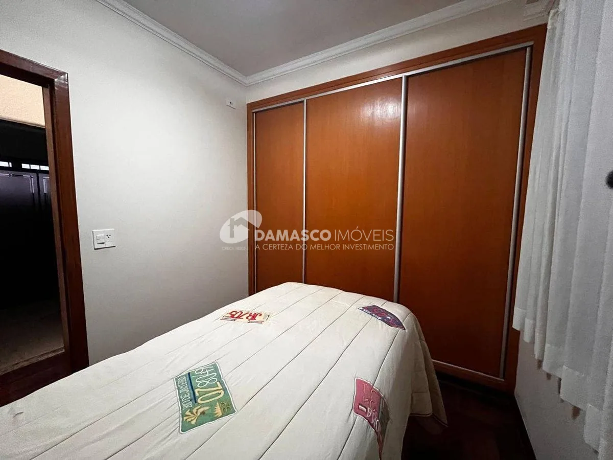 Casa térrea, 3 quartos, 3 vagas, a  venda - Vila Alpina SP