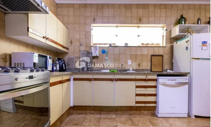 Sobrado à venda 3 Quartos, 1 Suite, 3 Vagas, 450M², Santa Paula, São Caetano do Sul - SP