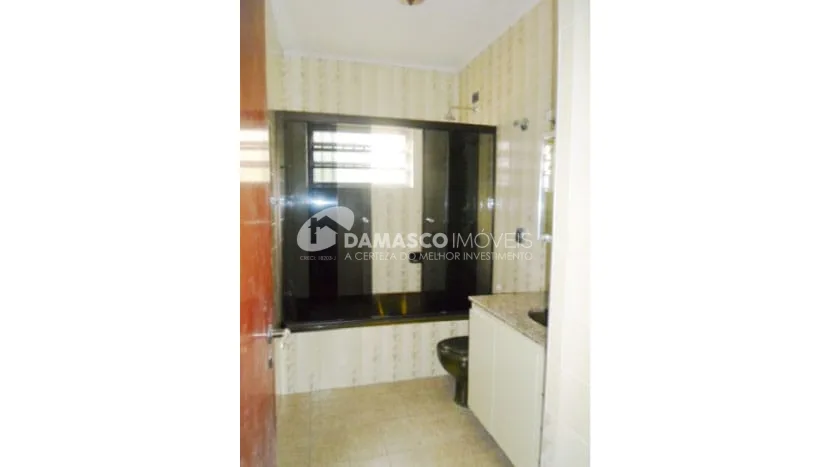Sobrado à venda 3 Quartos, 1 Suite, 4 Vagas, 140M², Jardim São Caetano, São Caetano do Sul - SP